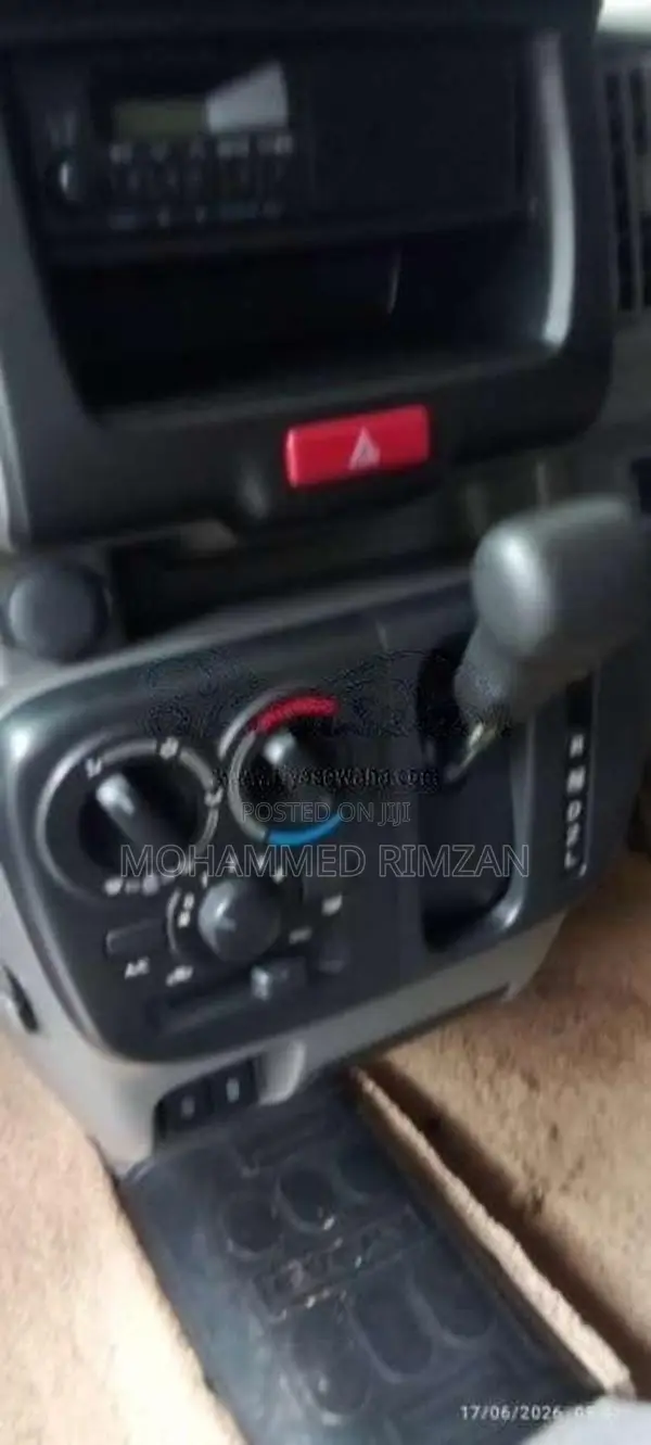 Suzuki Every 2023 Van (Used)