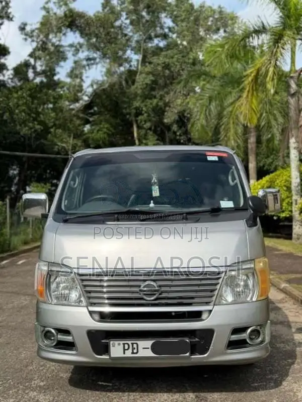 Nissan E25 2007 Van (Used)