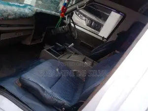 Nissan Largo 1990 Van (Used)
