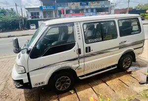 Mazda Bongo Lion Face 2004 Van (Used)