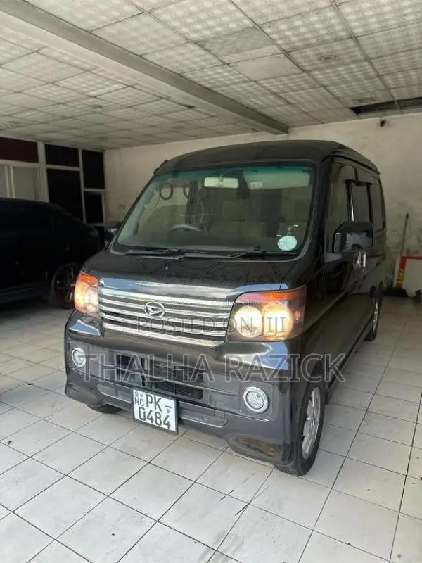 Daihatsu Hijet 2019 Van (Used)