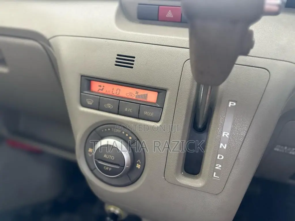 Daihatsu Hijet 2019 Van (Used)
