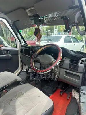 Suzuki Every 2004 Van (Used)