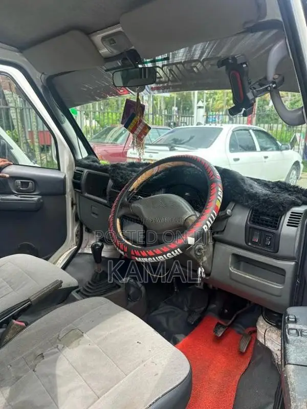 Suzuki Every 2004 Van (Used)