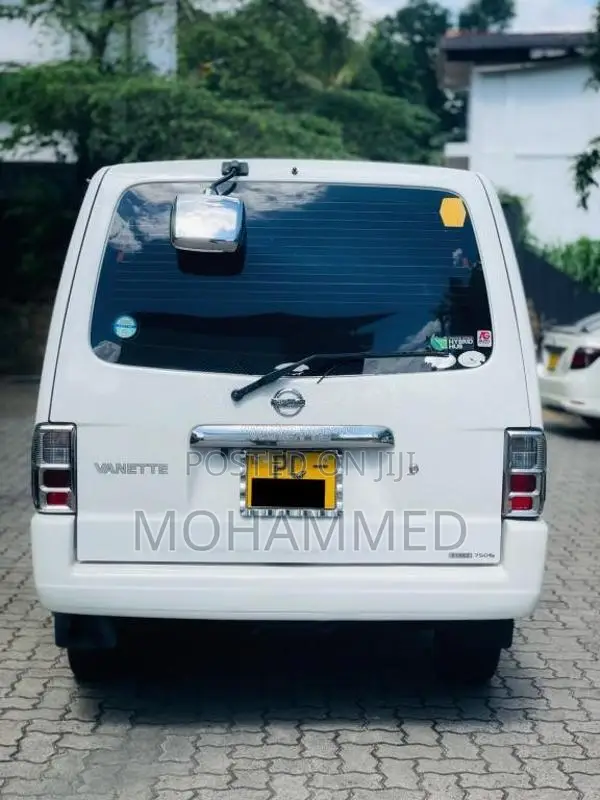 Mazda Bongo 2007 Van (Used)