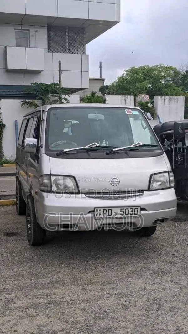 Nissan Vanette 2010 Van (Used)