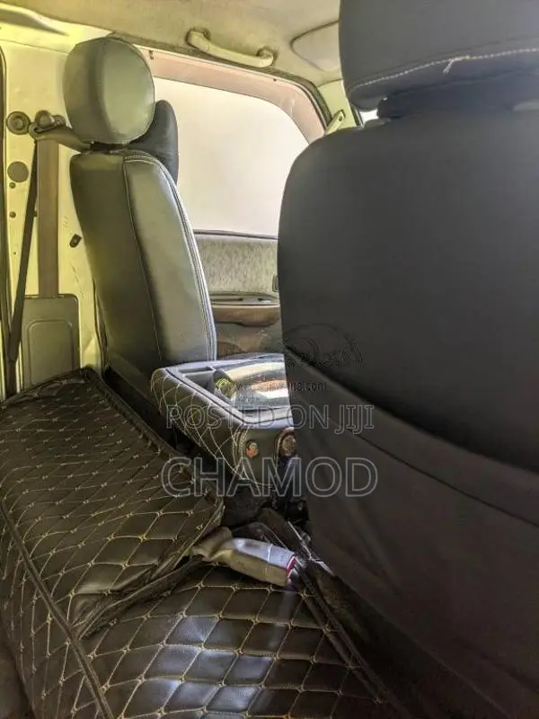 Nissan Vanette 2010 Van (Used)