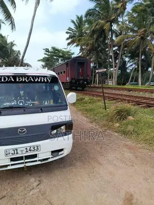 Mazda Brawny 2004 Van (Used)