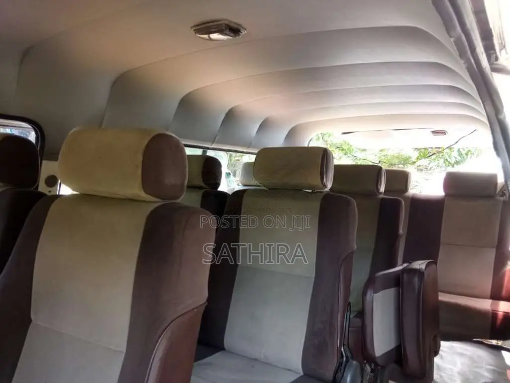 Mazda Brawny 2004 Van (Used)