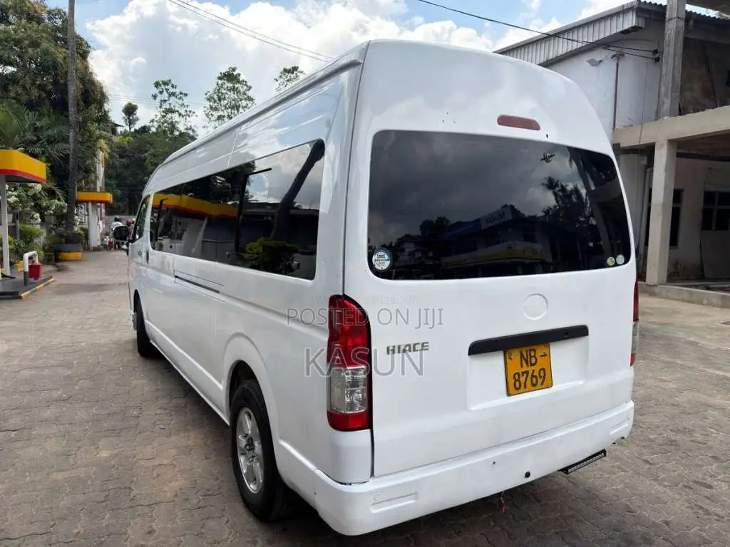 Micro Kdh High Roof 2014 Van (Used)