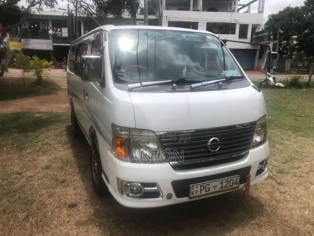 Nissan E25 2008 Van (Used)