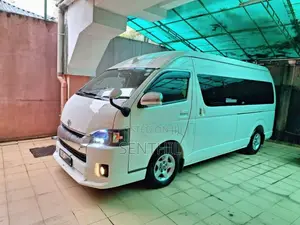Toyota KDH 2007 Van (Used)
