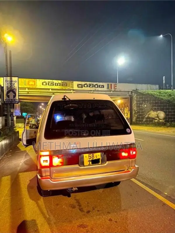 Toyota TownAce CR27 1991 Van (Used)