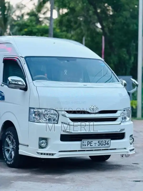 Toyota KDH 2007 Van (Used)