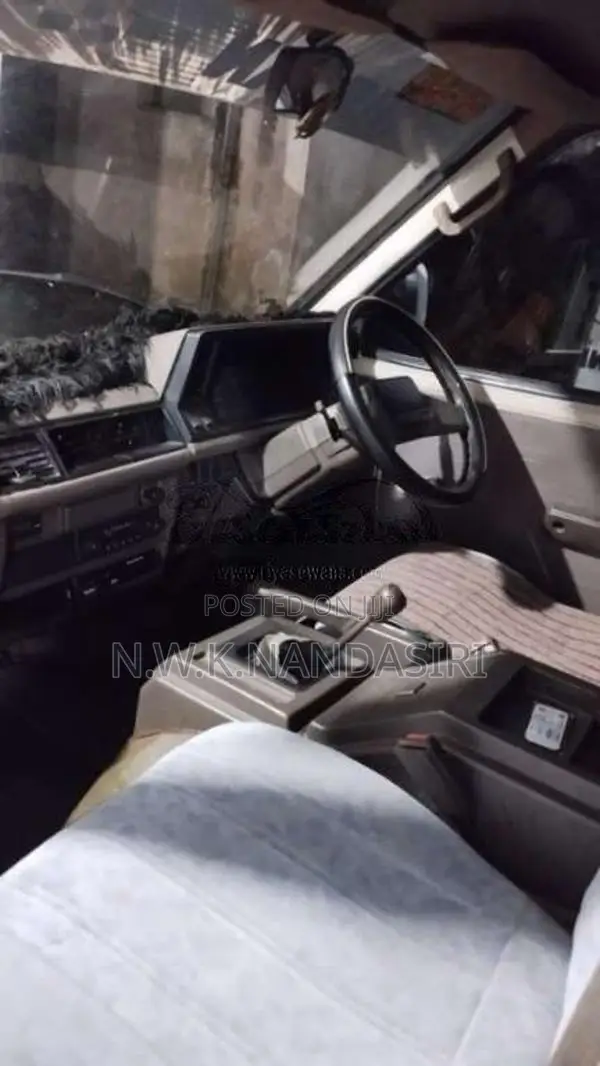 Nissan Vanette 1993 Van (Used)