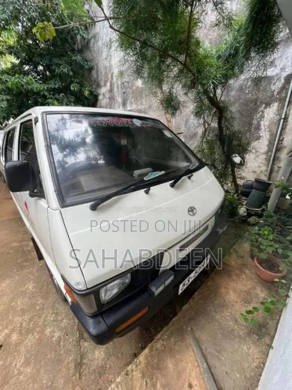 Toyota TownAce 1988 Van (Used)