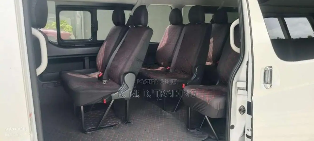 Toyota GDH 2023 Van Unregistered (Recondition)