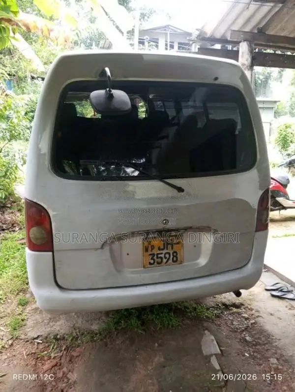 Hyundai H100 2000 Van (Used)