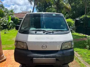 Mazda Bongo 2005 Van (Used)
