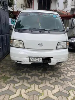 Nissan Lion Face 2006 Van (Used)