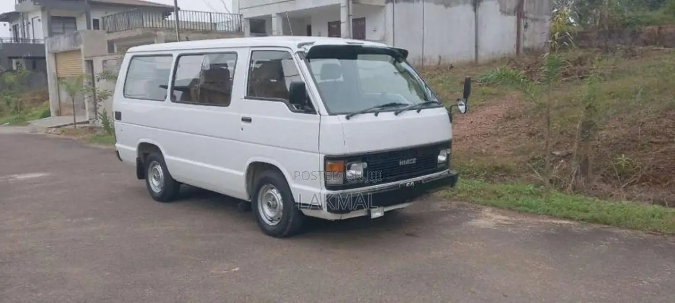 Toyota HIACE 1988 Van (Used)