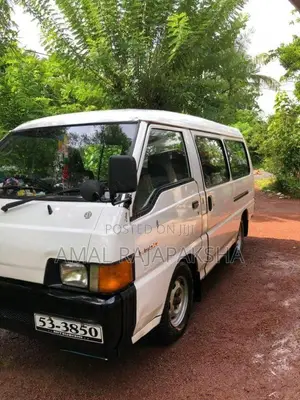 Mitsubishi Delica 1993 Van (Used)