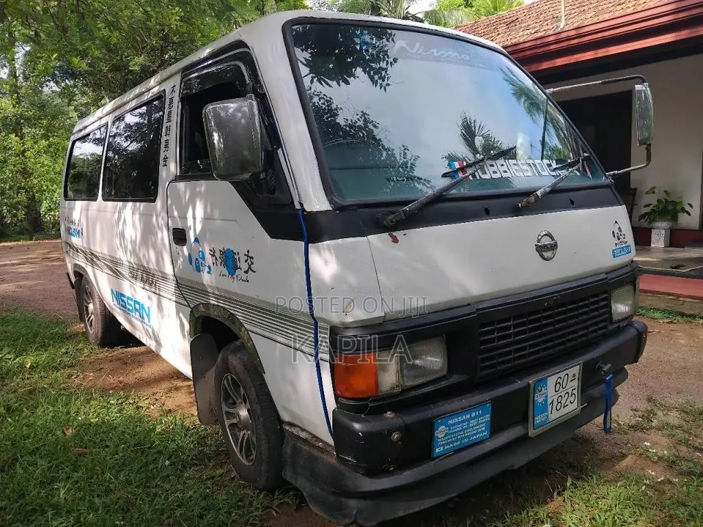 Nissan Caravan 1980 Van (Used)