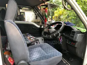 Mitsubishi Delica 1993 Van (Used)