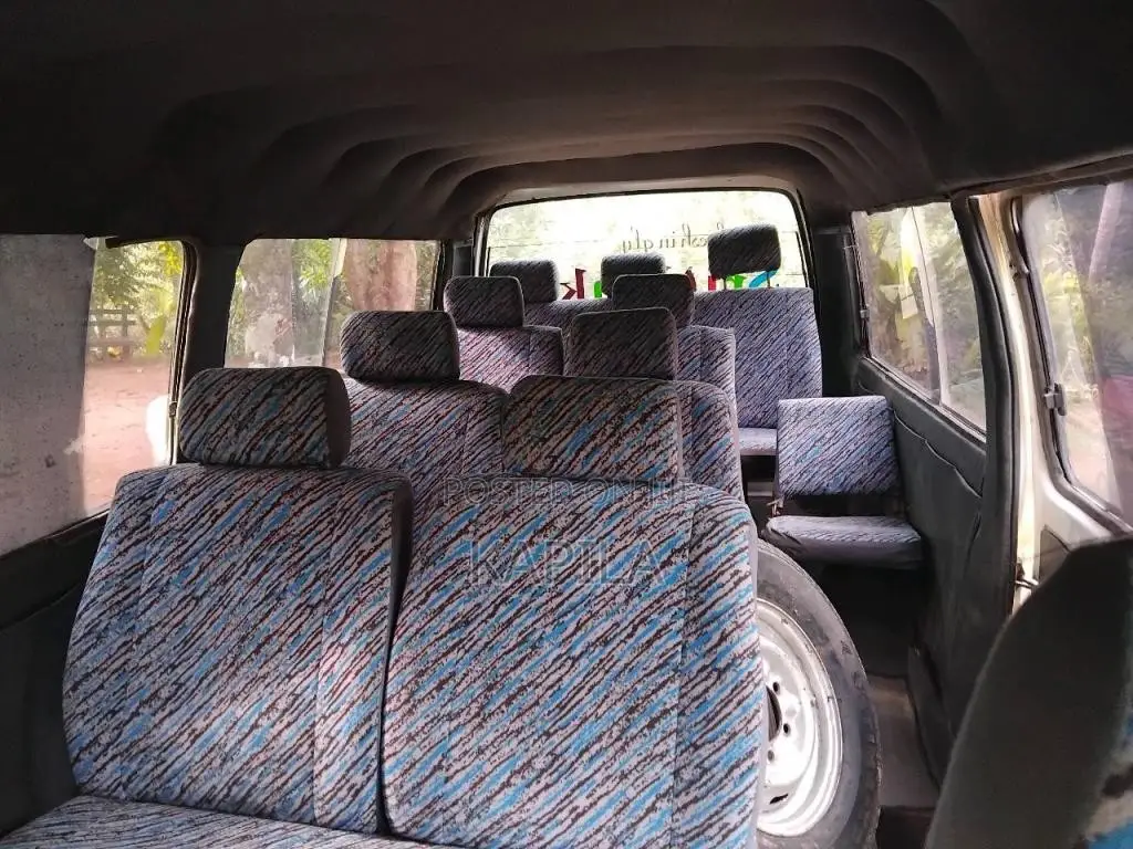 Nissan Caravan 1980 Van (Used)