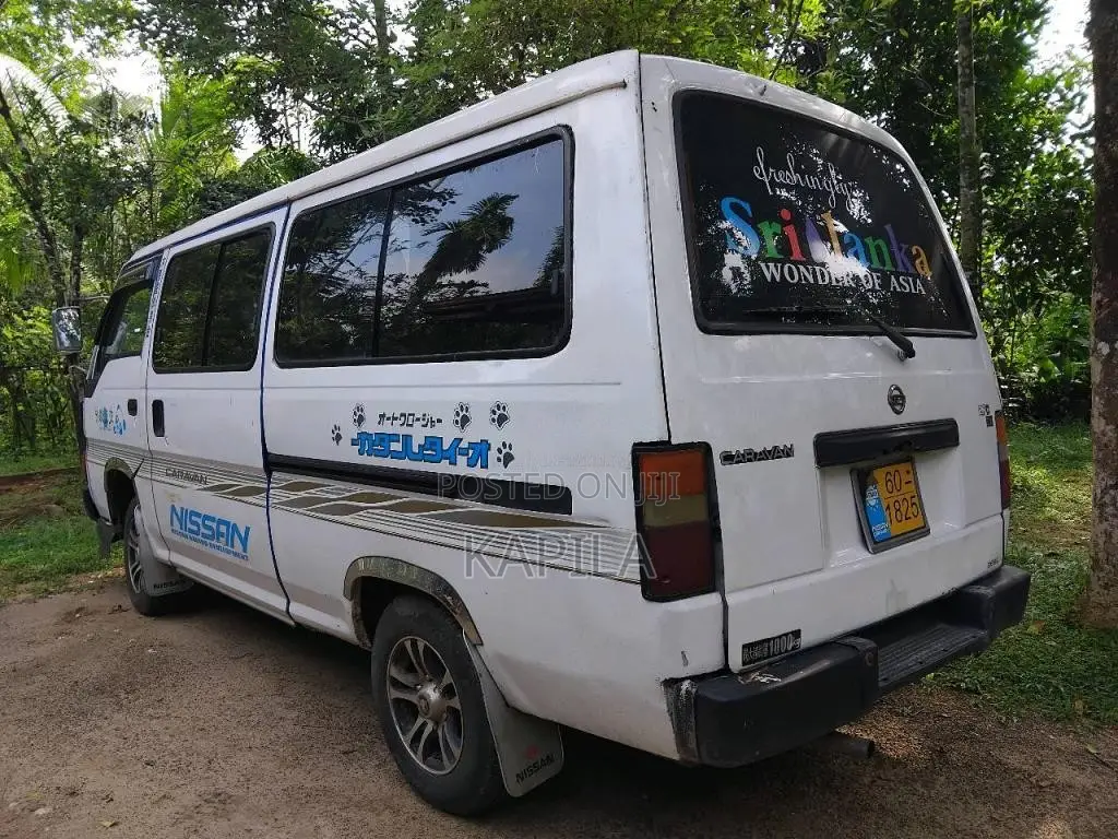 Nissan Caravan 1980 Van (Used)