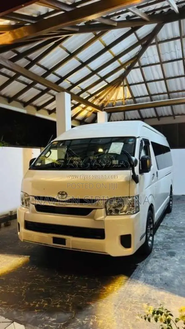 Toyota HIACE GDH 223B GL 2023 Van (Used)