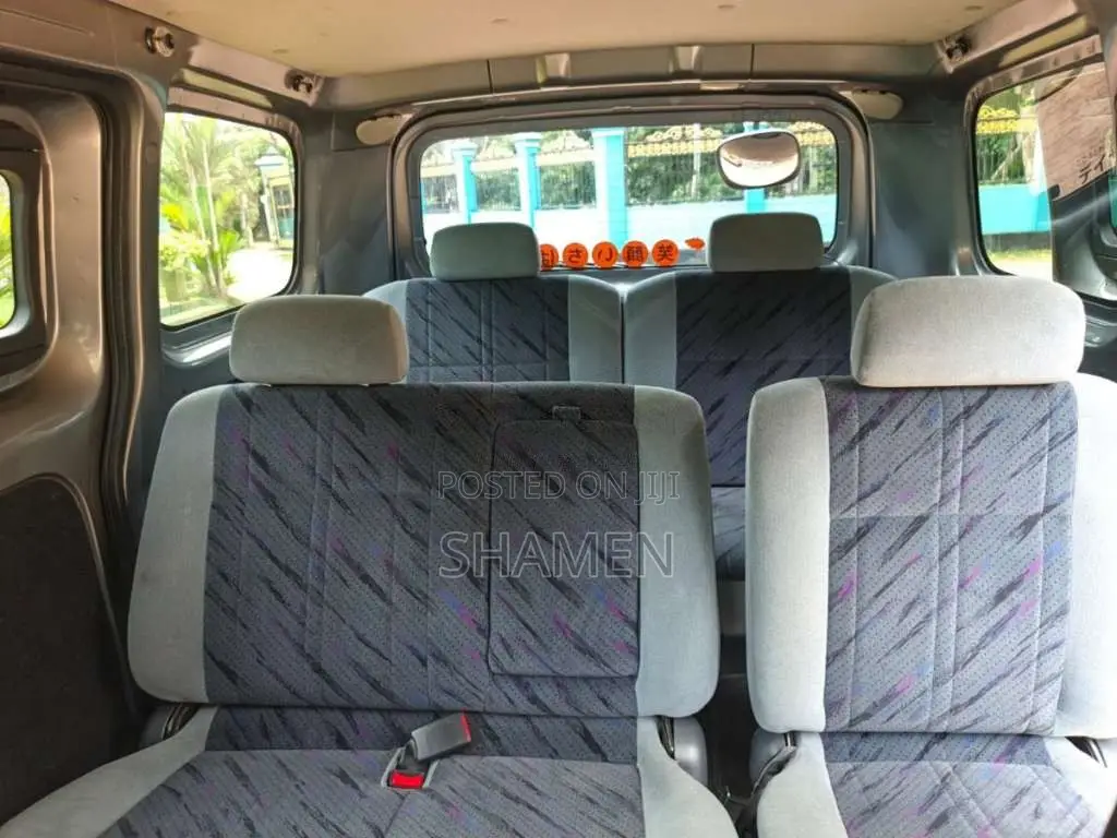Nissan NV200 2011 Van (Used)