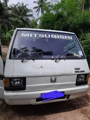 Mitsubishi Delica 1980 Van (Used)