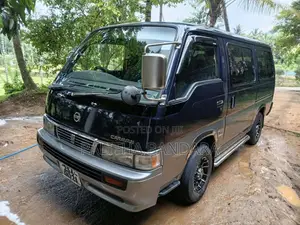 Nissan Vre24 1995 Van (Used)