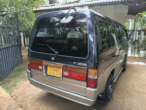 Nissan Vre24 1995 Van (Used)