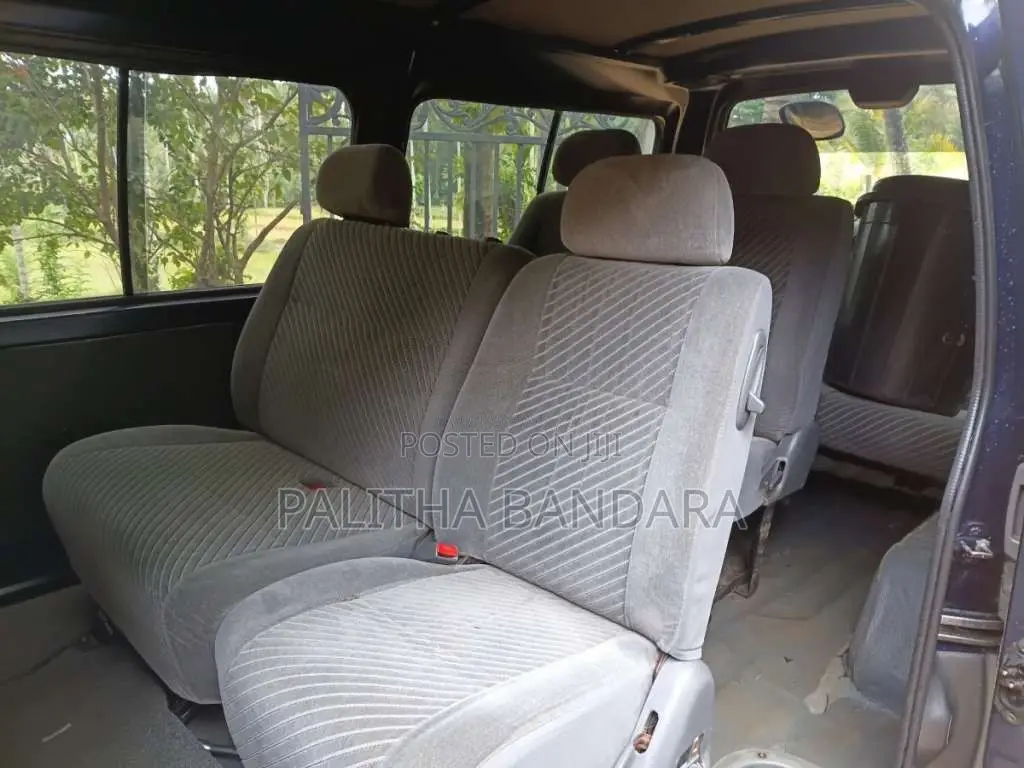 Nissan Vre24 1995 Van (Used)