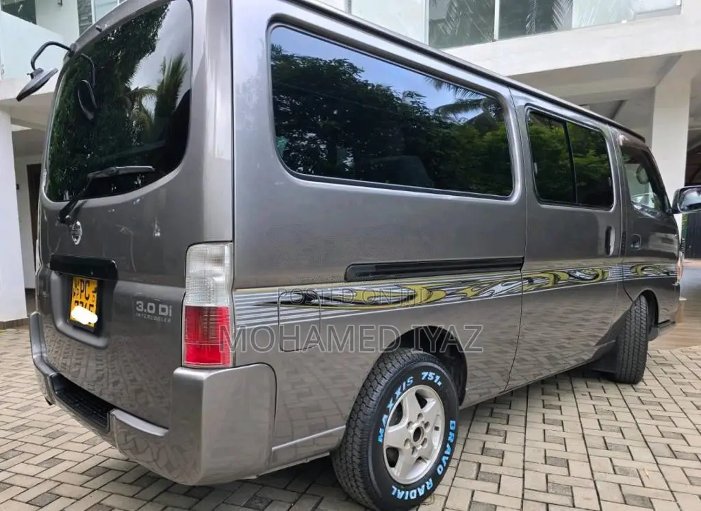 Nissan CARAVAN E25 LONG MODEL 2007 Van (Used)