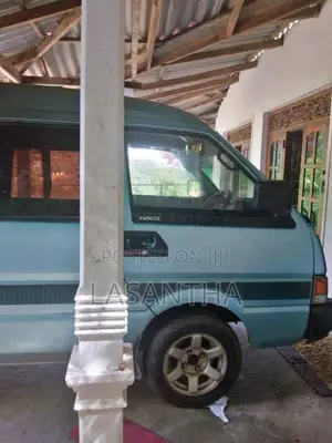 Nissan Vanette 1993 Van (Used)