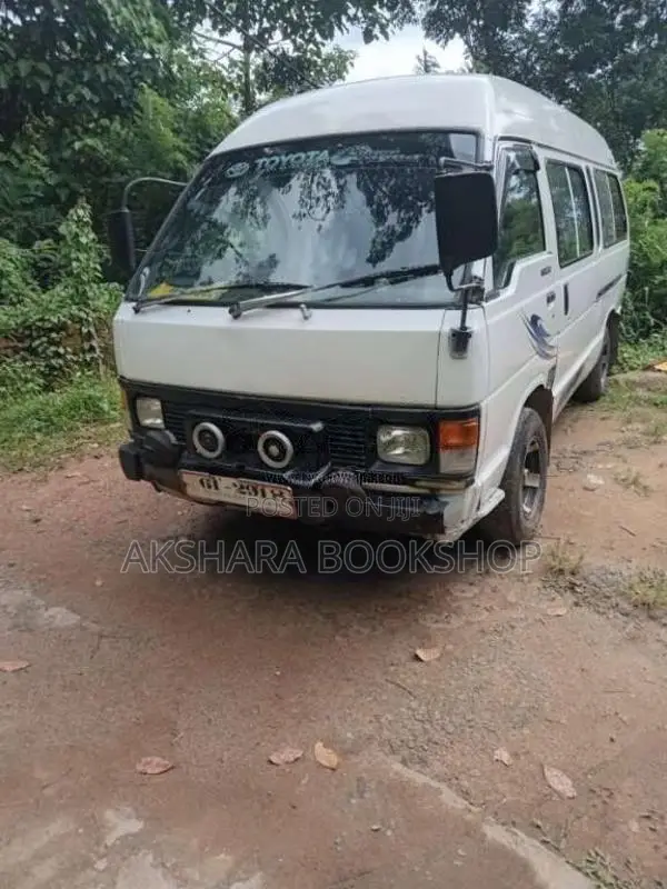 Toyota Shell 1983 Van (Used)