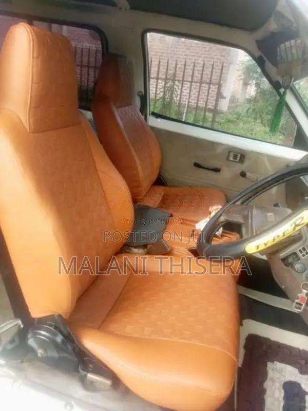 Toyota TownAce 1987 Van (Used)