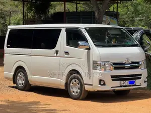 Toyota HIACE SUPER GL 2013 Van (Used)