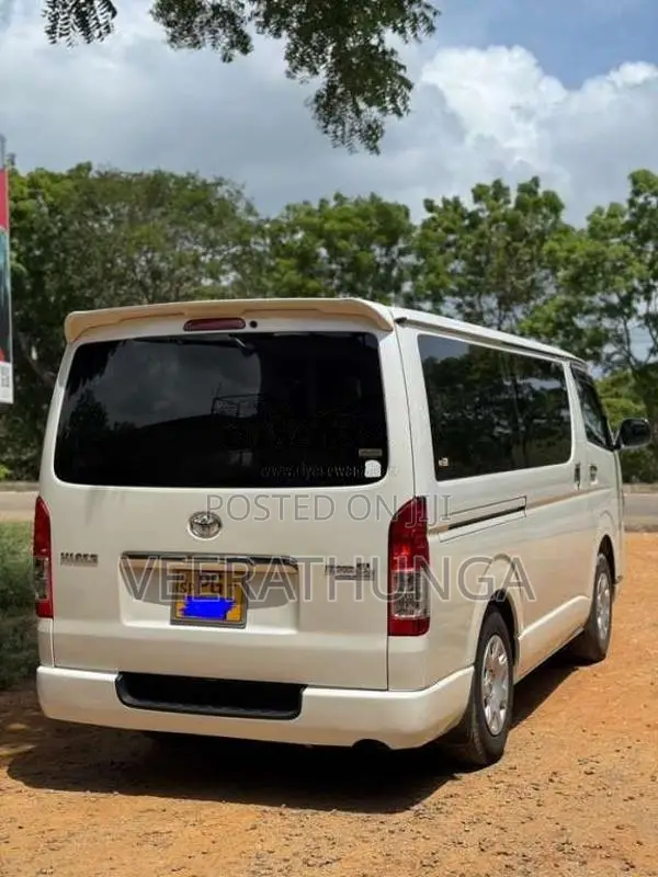 Toyota HIACE SUPER GL 2013 Van (Used)