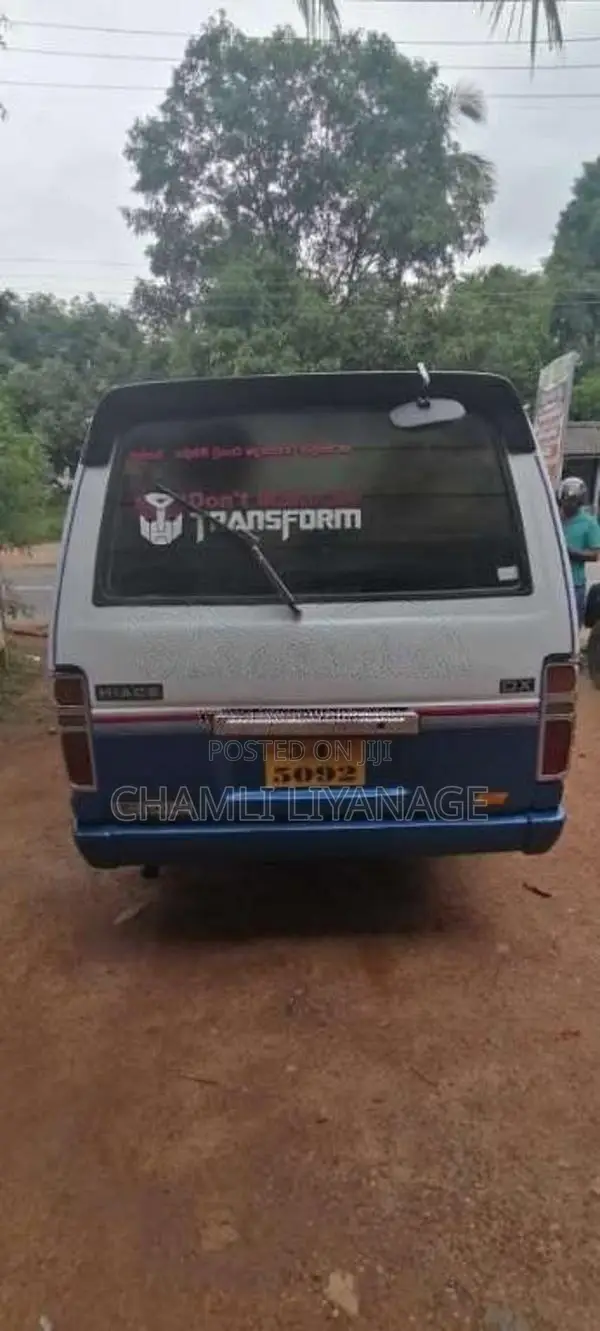 Toyota Shell 1988 Van (Used)