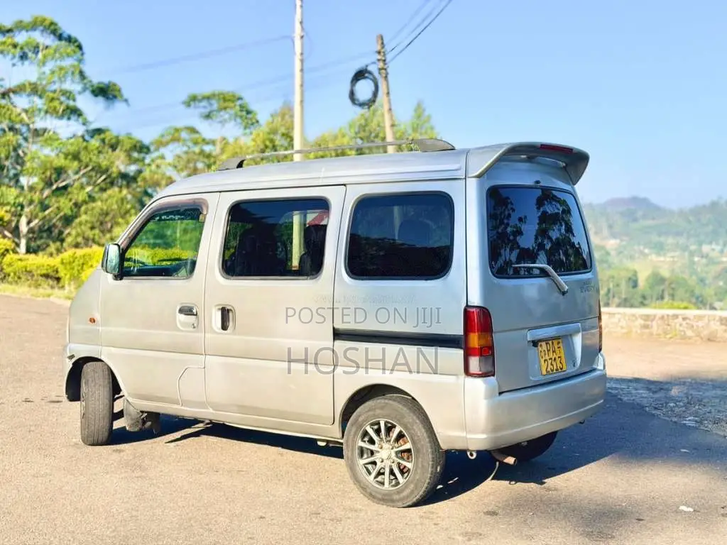 Suzuki Every 2001 Van (Used)