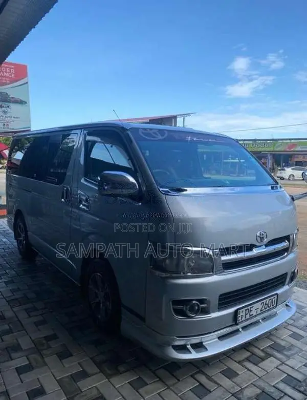 Toyota Kdh Trh 2006 Van (Used)