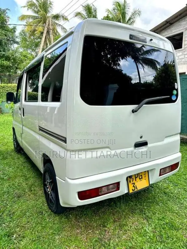 Mitsubishi MiniCab 2015 Van (Used)