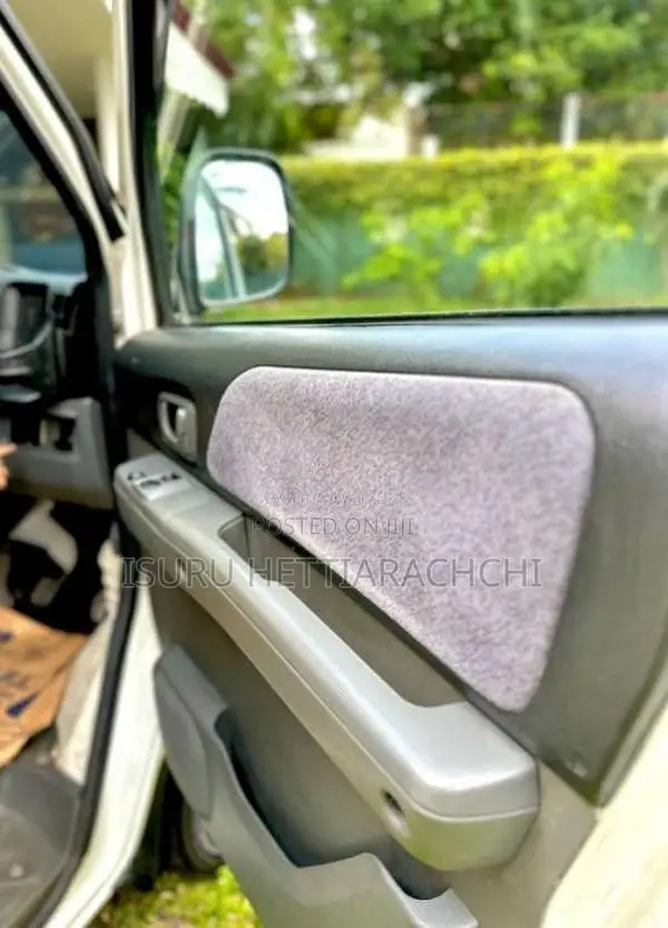 Mitsubishi MiniCab 2015 Van (Used)