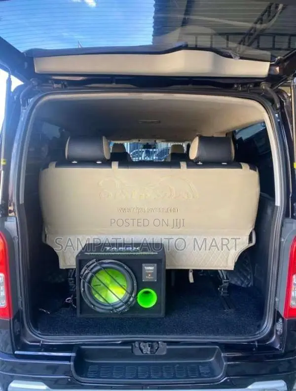 Toyota Kdh 201 Dark Prime 2015 Van (Used)