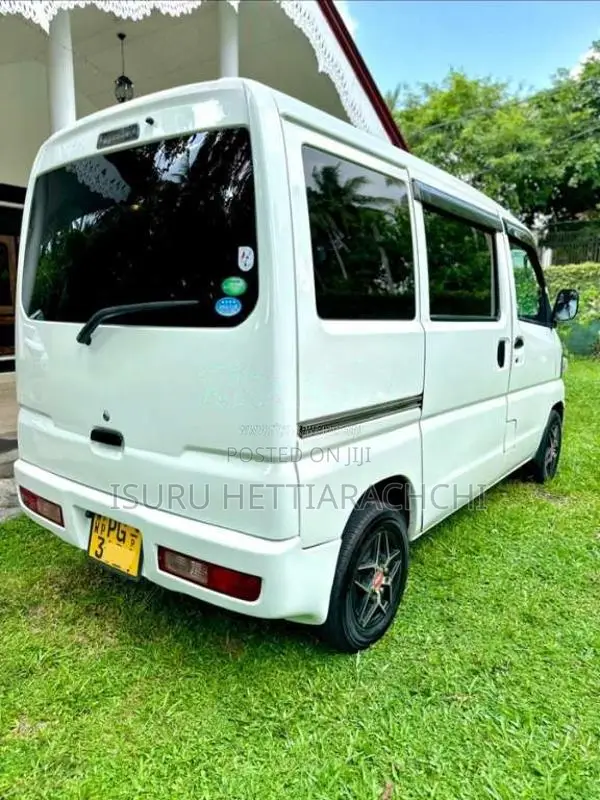 Mitsubishi MiniCab 2015 Van (Used)
