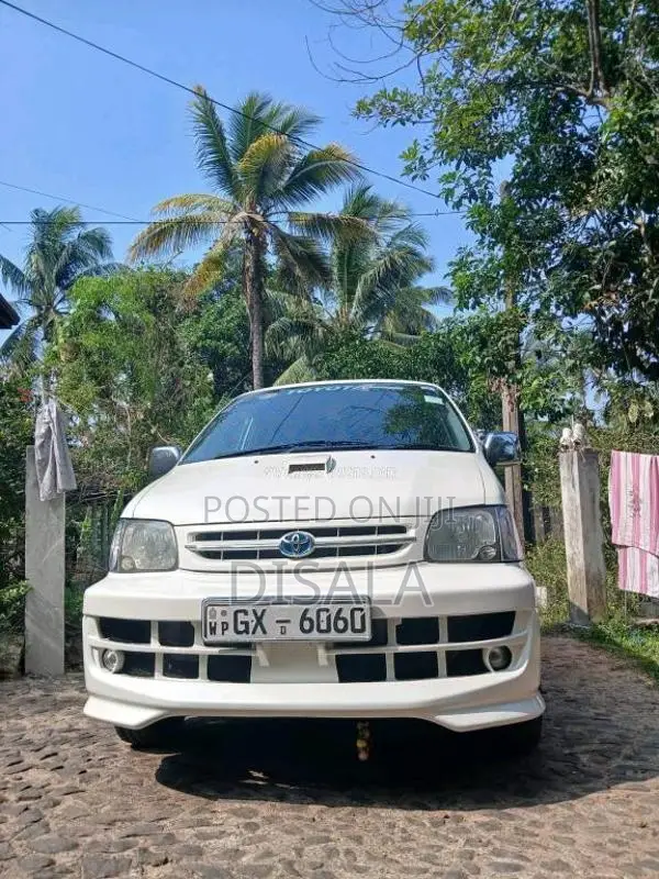 Toyota Noah 1997 Van (Used)